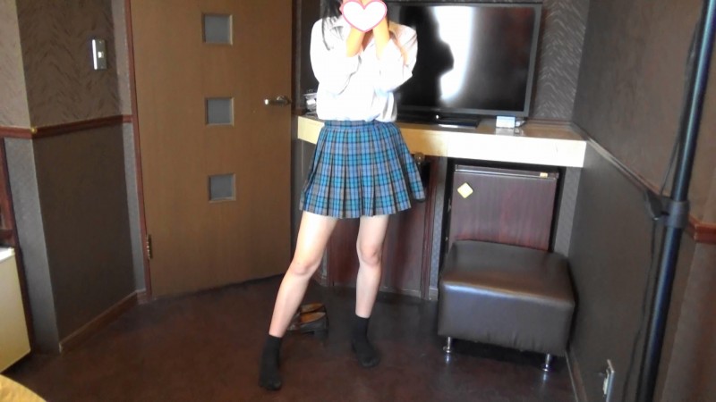 (動画)SSSS級💛美肌美少女💛ホテルで制服①(生足+黒ソックス) (動画)SSSS級💛美肌美少女💛ホテルで制服①(生足+黒ソックス)