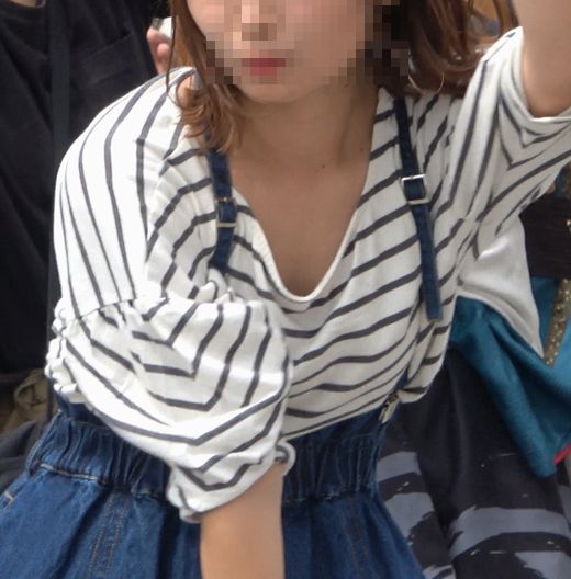 令和販売!!高画質!!ダンス!!ブカブカで胸元が開いたシャツで踊る子!!n290 令和販売!!高画質!!ダンス!!ブカブカで胸元が開いたシャツで踊る子!!n290