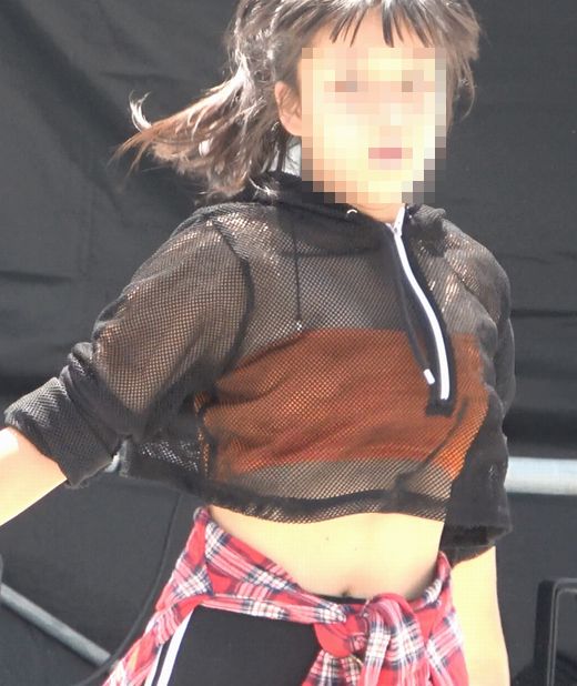 令和販売!!高画質!!ダンス!!薄い布のような衣装を胸に巻いて踊る踊り子!!n245 令和販売!!高画質!!ダンス!!薄い布のような衣装を胸に巻いて踊る踊り子!!n245