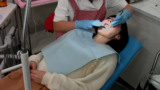 歯フェチ銀歯いっぱい処置室 小春