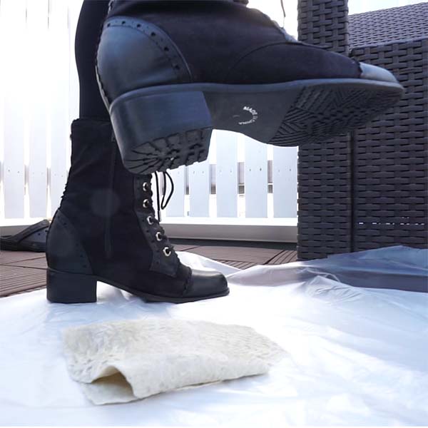 MU-06)土足うどん踏みシリーズ⑥リズ〇サの編み上げブーツでうどん踏み MU-06)土足うどん踏みシリーズ⑥リズ〇サの編み上げブーツでうどん踏み