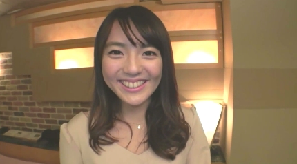 濡れやすいアイドル顔の20歳女子大生が緊張の初ハメ撮り 濡れやすいアイドル顔の20歳女子大生が緊張の初ハメ撮り
