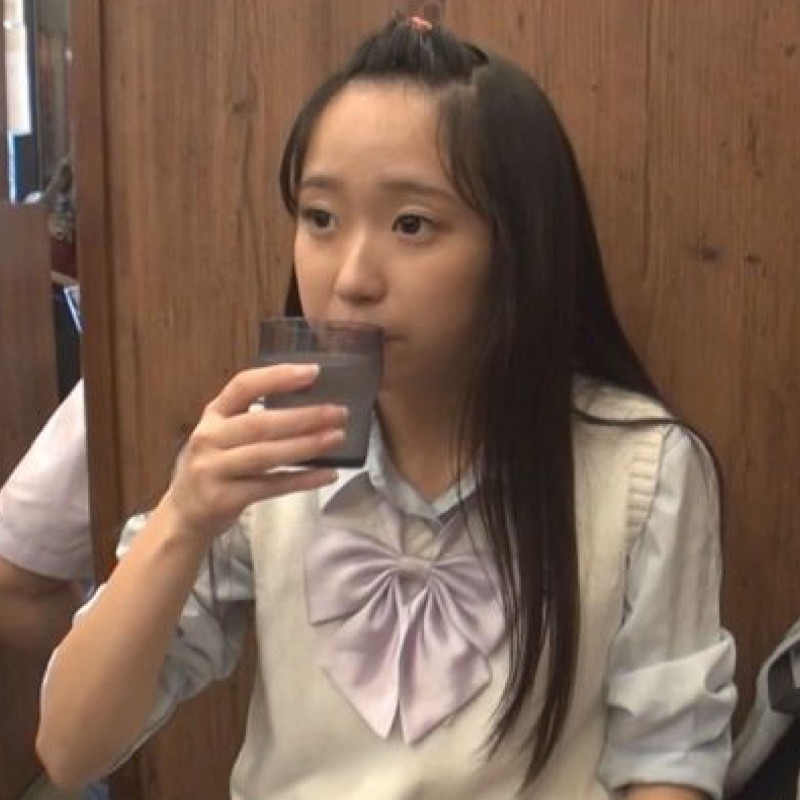 【中出し】秋葉原で出会った小動物系の少女 【中出し】秋葉原で出会った小動物系の少女