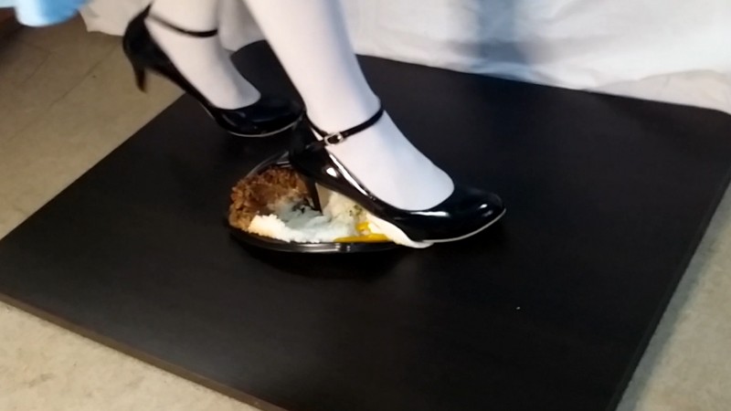 4-8 メイドさんはガパオライスをうっかり踏み潰してしまう お得セット 4-8 メイドさんはガパオライスをうっかり踏み潰してしまう お得セット