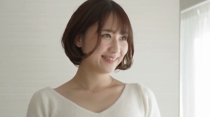 結婚1年の28歳人妻が美肌を紅潮させて喘ぎまくり繰り返し絶頂 結婚1年の28歳人妻が美肌を紅潮させて喘ぎまくり繰り返し絶頂