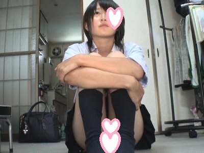 可愛い女のコのパンチラ撮影会(ゆかり完全版1&総集編) 可愛い女のコのパンチラ撮影会(ゆかり完全版1&総集編)